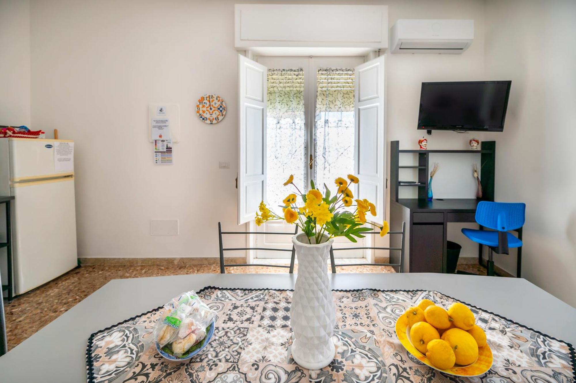 Апартаменты Casa Nonna Paola Vicino Parco Neapolis Сиракузы Экстерьер фото
